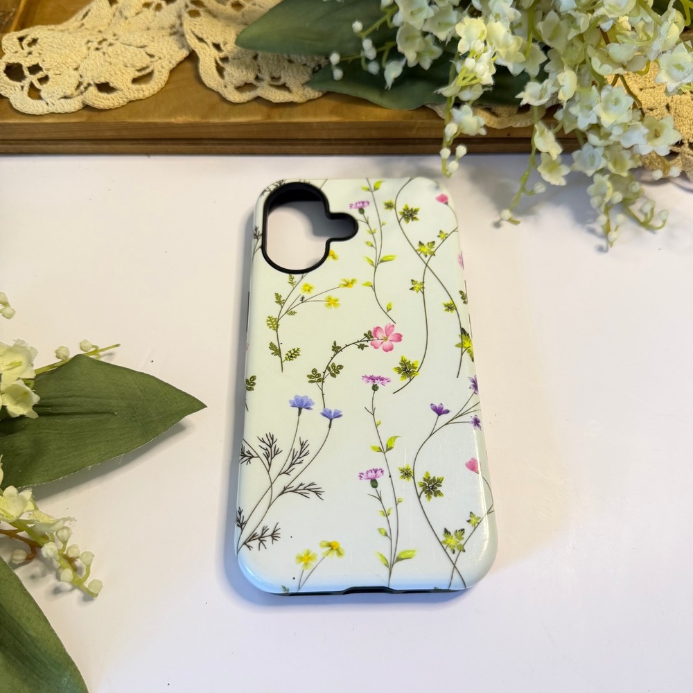 White Wildflower Floral Hardshell Phone Case for Samsung Galaxy Slim Fit Case